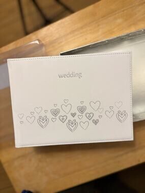 Hortense B. Hewitt brand white real leather wedding photo album scrapbook